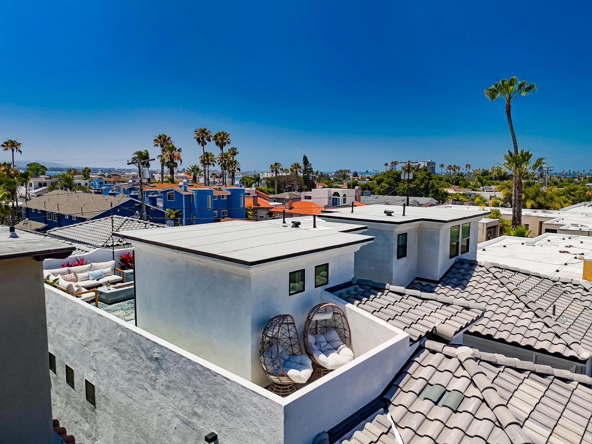 Virtual tour photo 8 of 44 for 1345 Thomas Ave