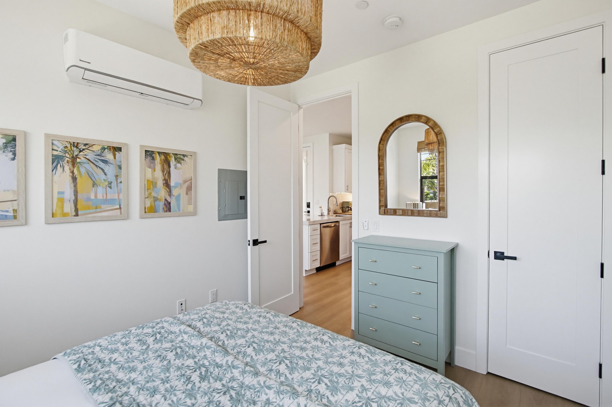 Virtual tour photo 20 of 23 for 1347 Thomas Ave