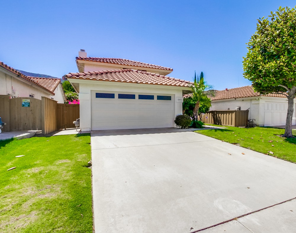 Virtual tour photo 3 of 53 for 13471 Cool Lake Way