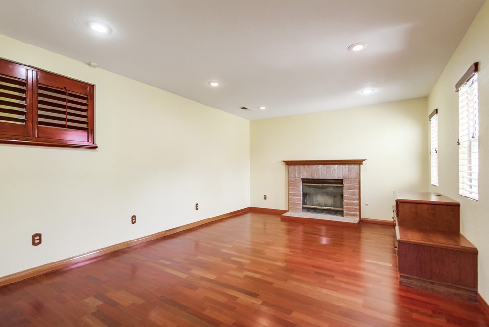 Virtual tour photo 11 of 53 for 13471 Cool Lake Way