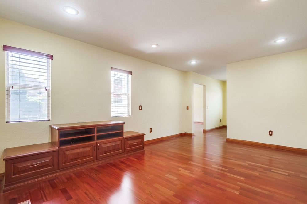 Virtual tour photo 14 of 53 for 13471 Cool Lake Way