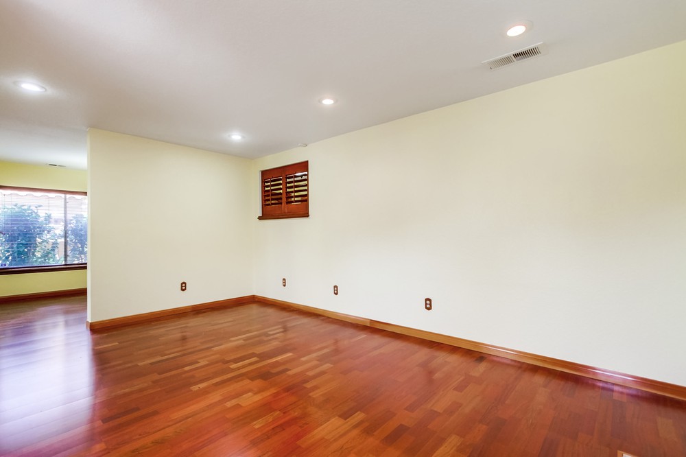 Virtual tour photo 15 of 53 for 13471 Cool Lake Way