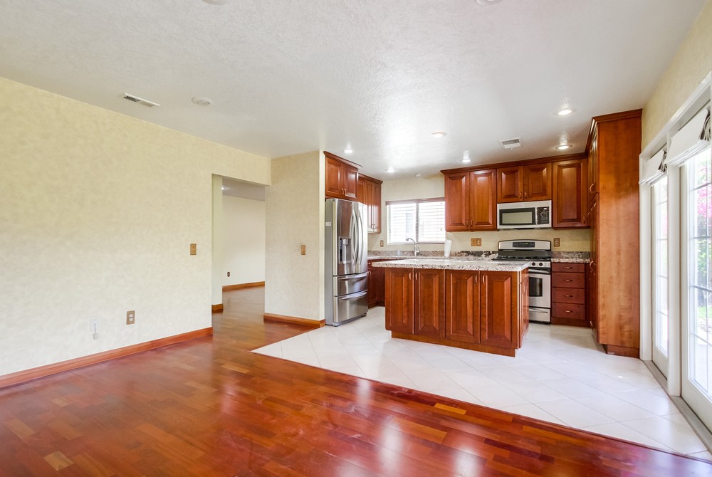 Virtual tour photo 18 of 53 for 13471 Cool Lake Way