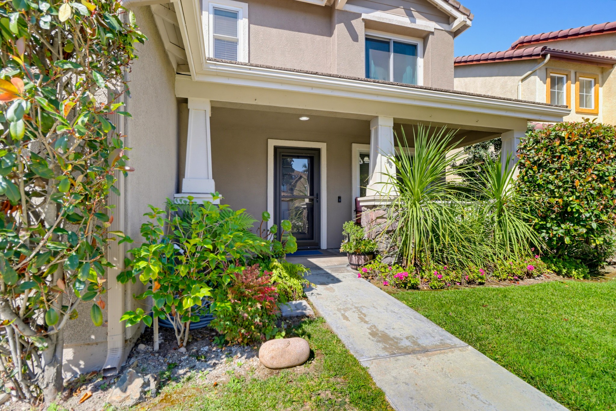 Virtual tour photo 6 of 58 for 1348 Weaverville St