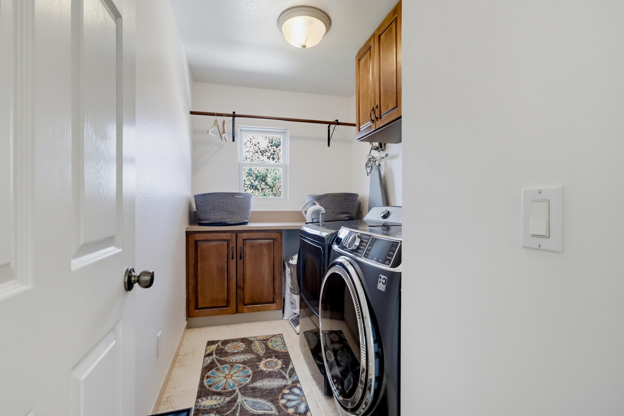 Virtual tour photo 33 of 58 for 1348 Weaverville St
