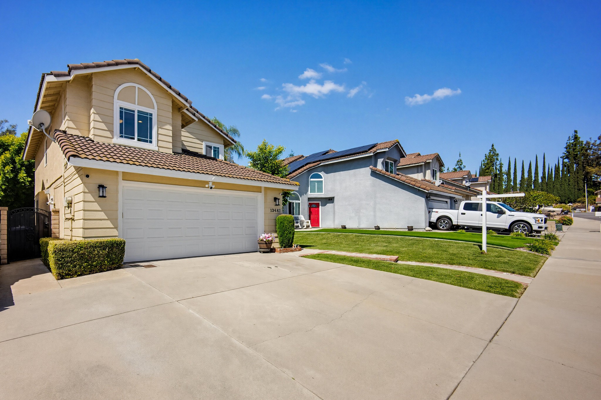 Virtual tour photo 4 of 46 for 13482 Misty Meadow Ct