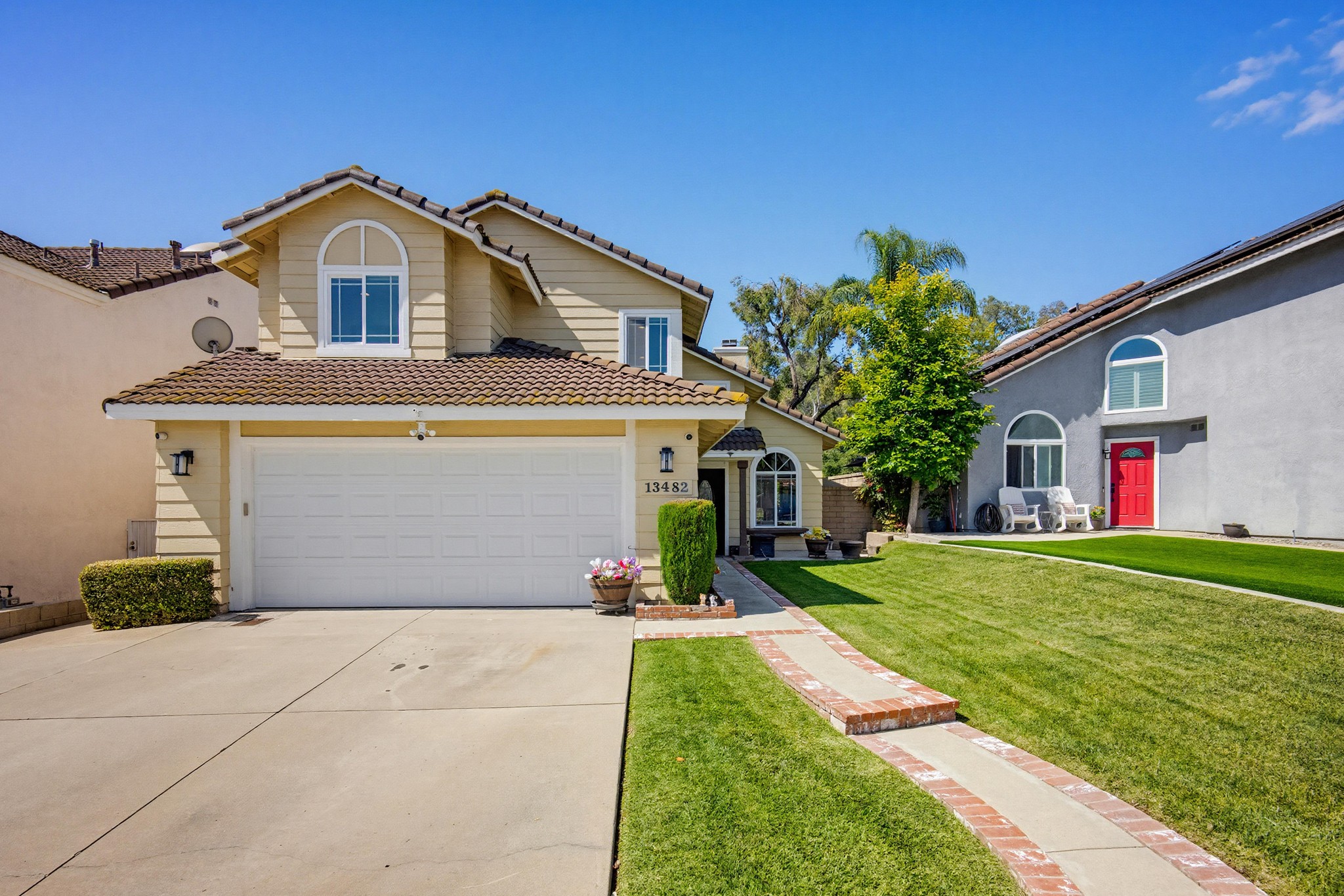 Virtual tour photo 5 of 46 for 13482 Misty Meadow Ct