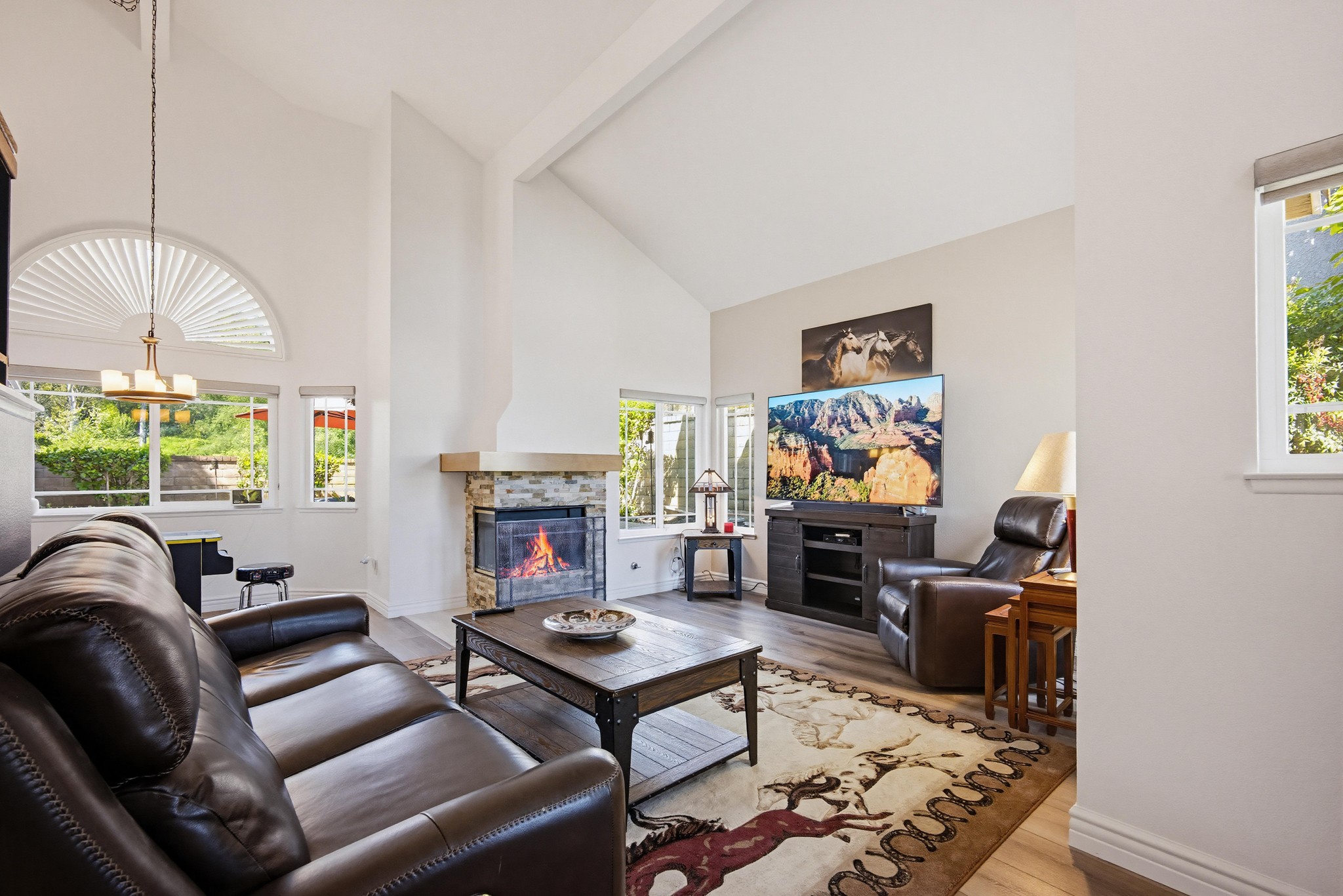 Virtual tour photo 11 of 46 for 13482 Misty Meadow Ct
