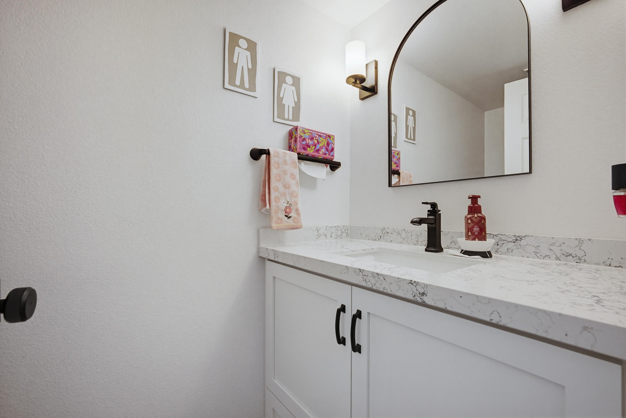 Virtual tour photo 23 of 46 for 13482 Misty Meadow Ct