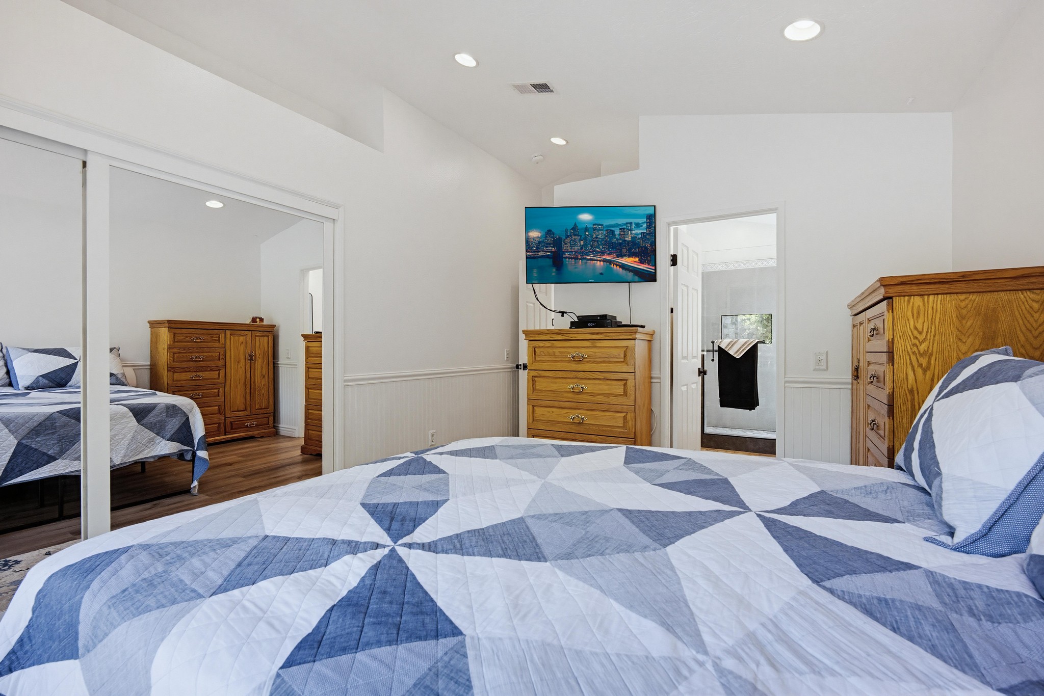 Virtual tour photo 29 of 46 for 13482 Misty Meadow Ct