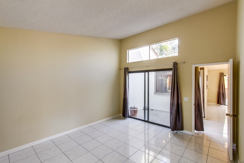 Virtual tour photo 13 of 32 for 13485 Grain Ln