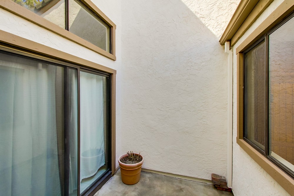 Virtual tour photo 20 of 32 for 13485 Grain Ln