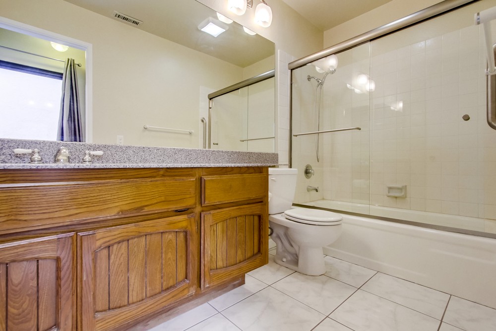 Virtual tour photo 25 of 32 for 13485 Grain Ln