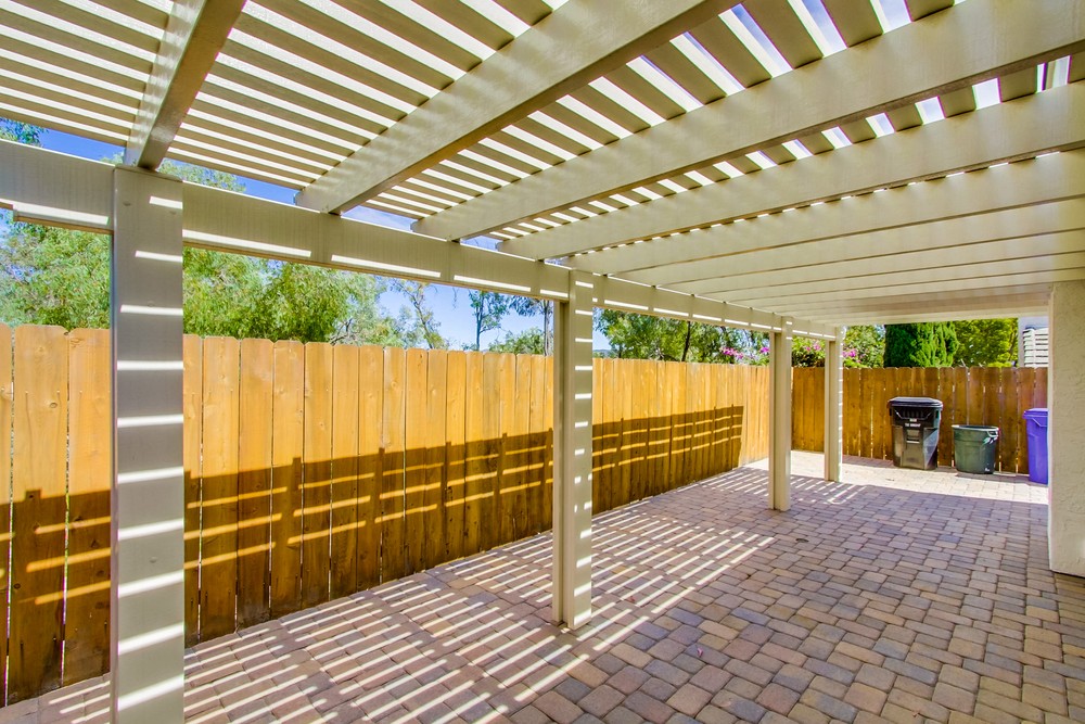 Virtual tour photo 28 of 32 for 13485 Grain Ln