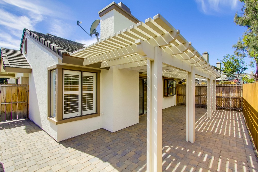 Virtual tour photo 30 of 32 for 13485 Grain Ln