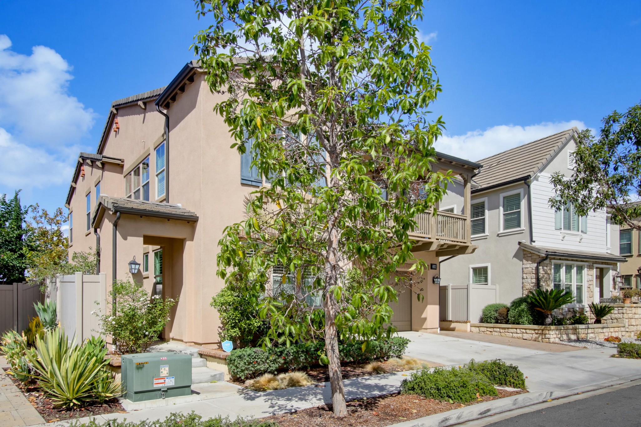 Virtual tour photo 3 of 64 for 13486 Peach Tree Way