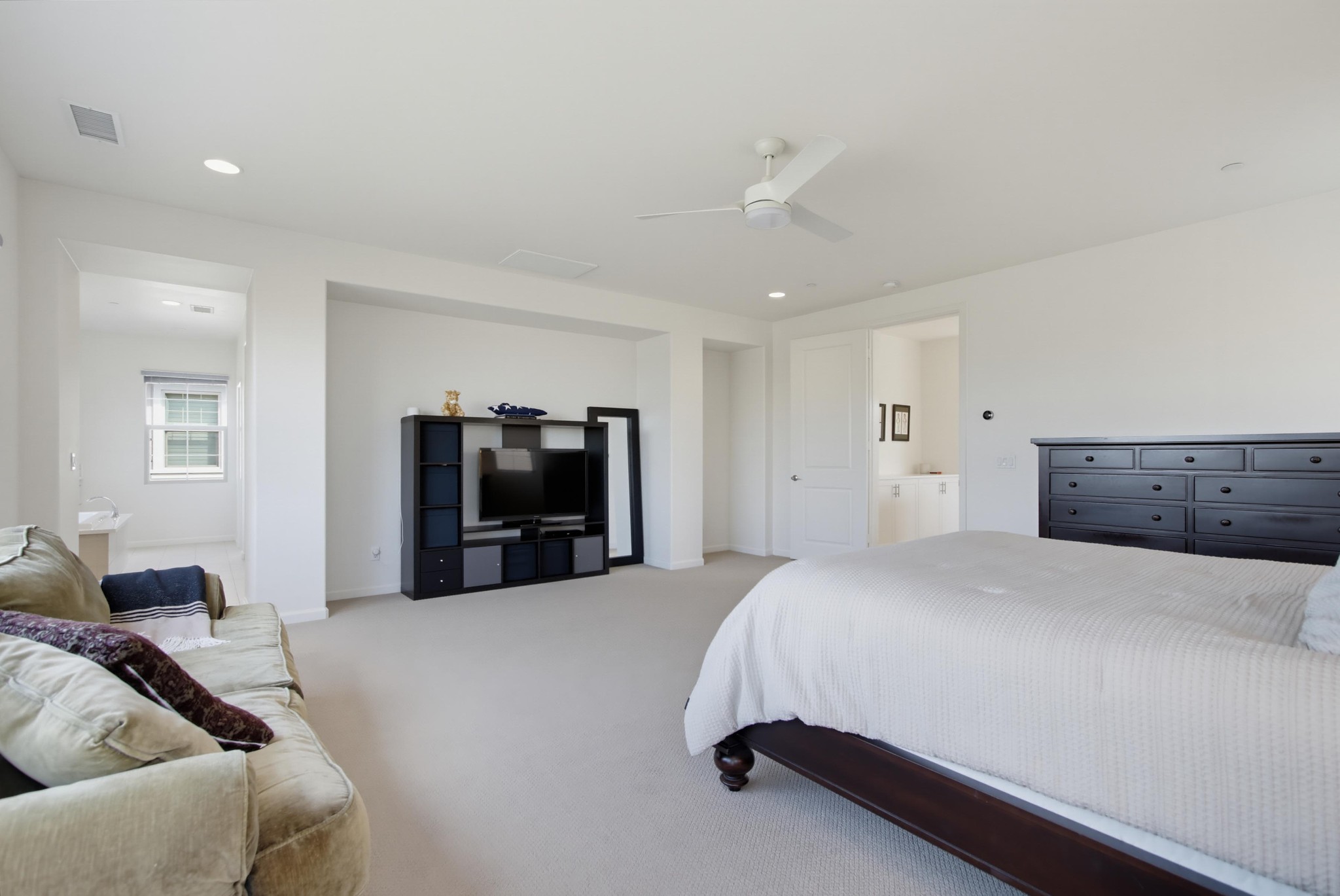 Virtual tour photo 37 of 64 for 13486 Peach Tree Way