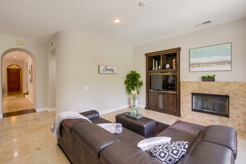 Virtual tour photo 17 of 59 for 13495 Ginger Glen Rd