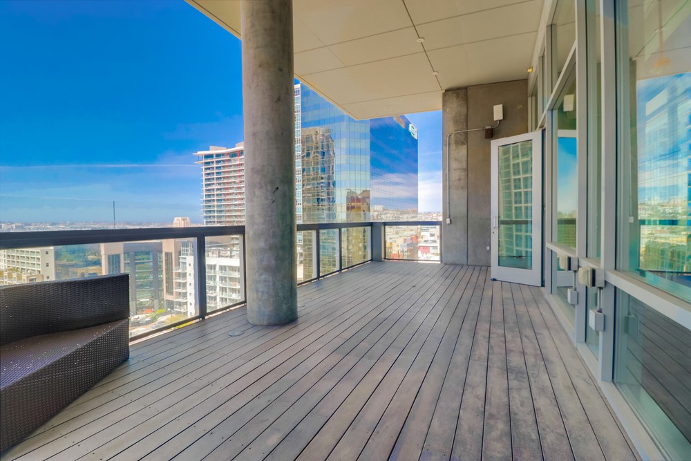 Virtual tour photo 12 of 53 for 1350 Columbia St UNIT 900