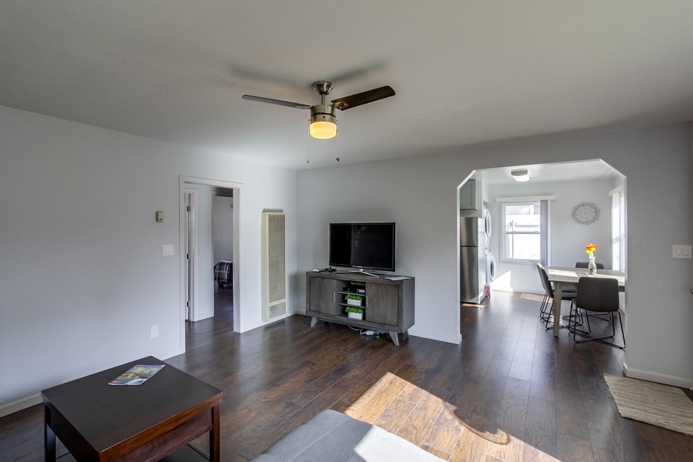 Virtual tour photo 11 of 33 for 1350 Knoxville St