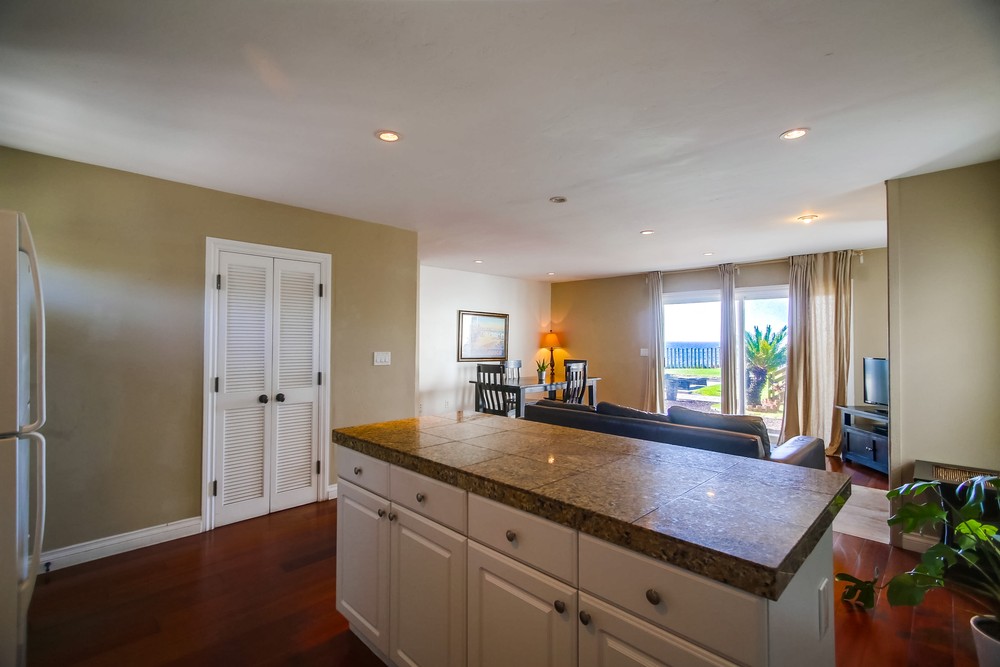 Virtual tour photo 4 of 137 for 1352 Sunset Cliffs Blvd