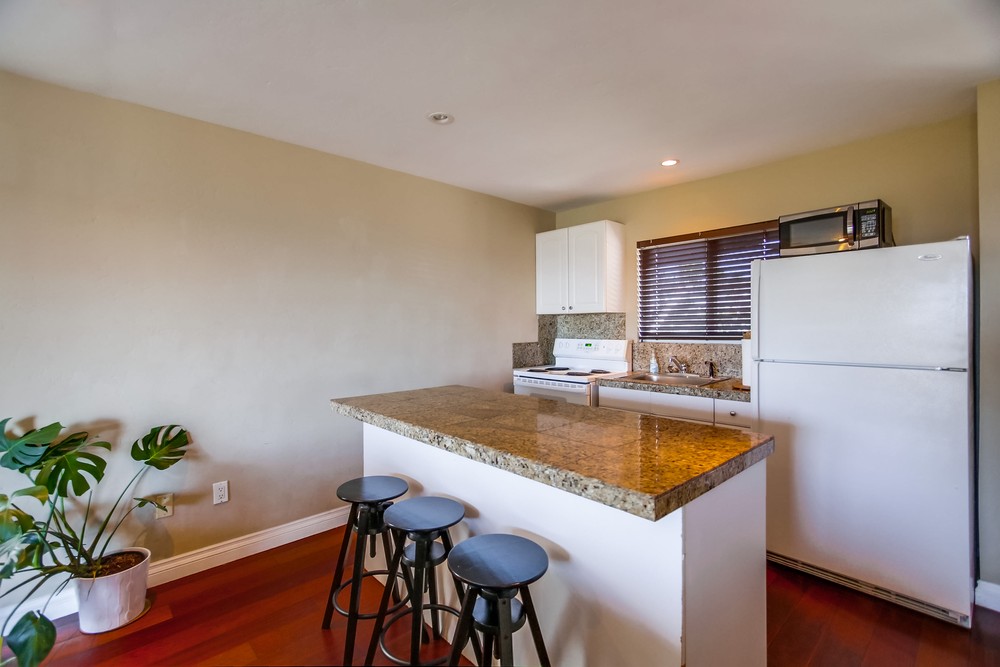 Virtual tour photo 6 of 137 for 1352 Sunset Cliffs Blvd