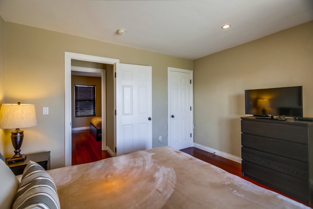 Virtual tour photo 21 of 137 for 1352 Sunset Cliffs Blvd
