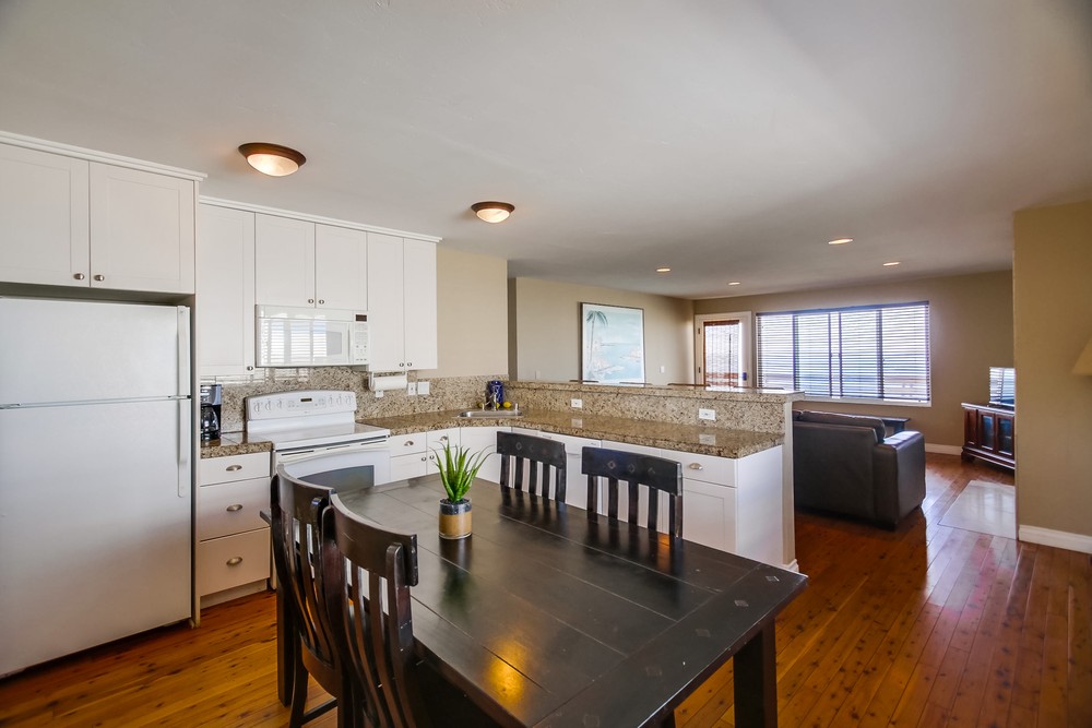 Virtual tour photo 44 of 137 for 1352 Sunset Cliffs Blvd