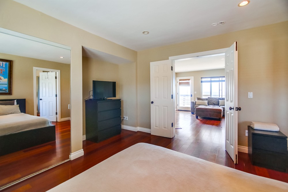 Virtual tour photo 71 of 137 for 1352 Sunset Cliffs Blvd
