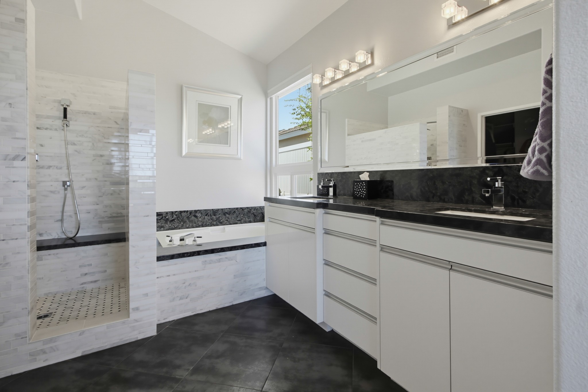 Virtual tour photo 32 of 58 for 13523 Tradition St