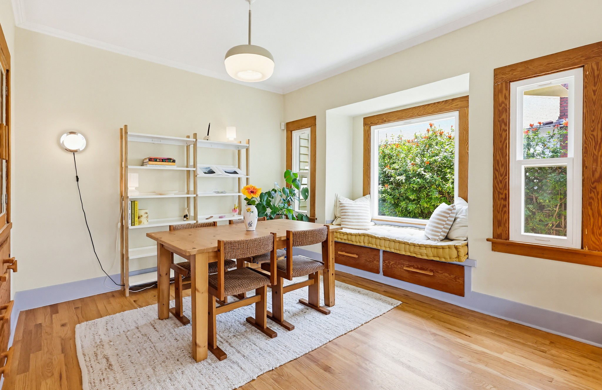 Virtual tour photo 20 of 73 for 1353 Edgemont St