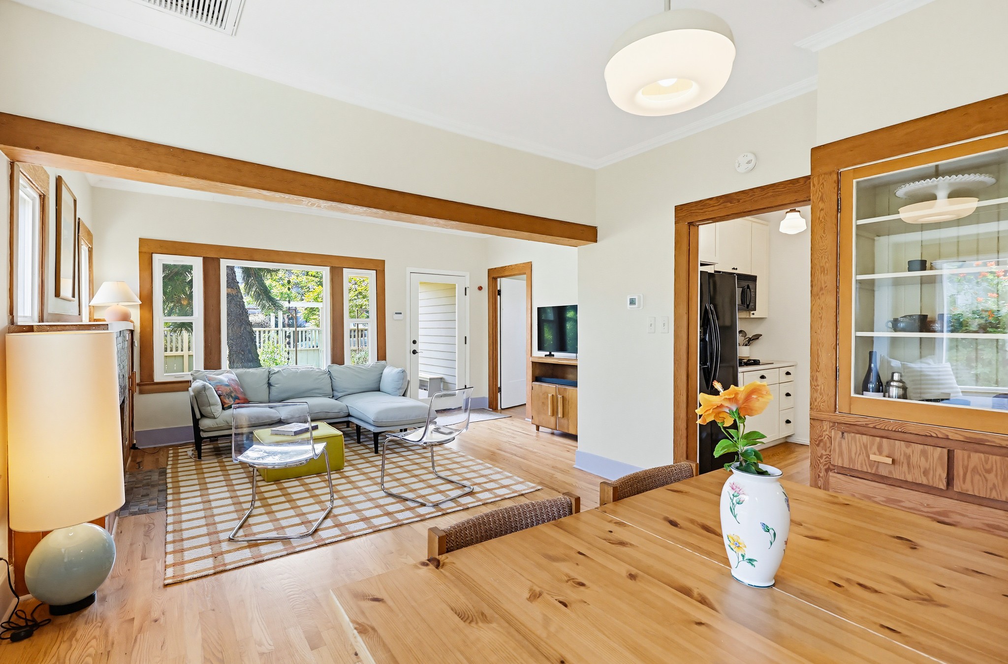 Virtual tour photo 23 of 73 for 1353 Edgemont St