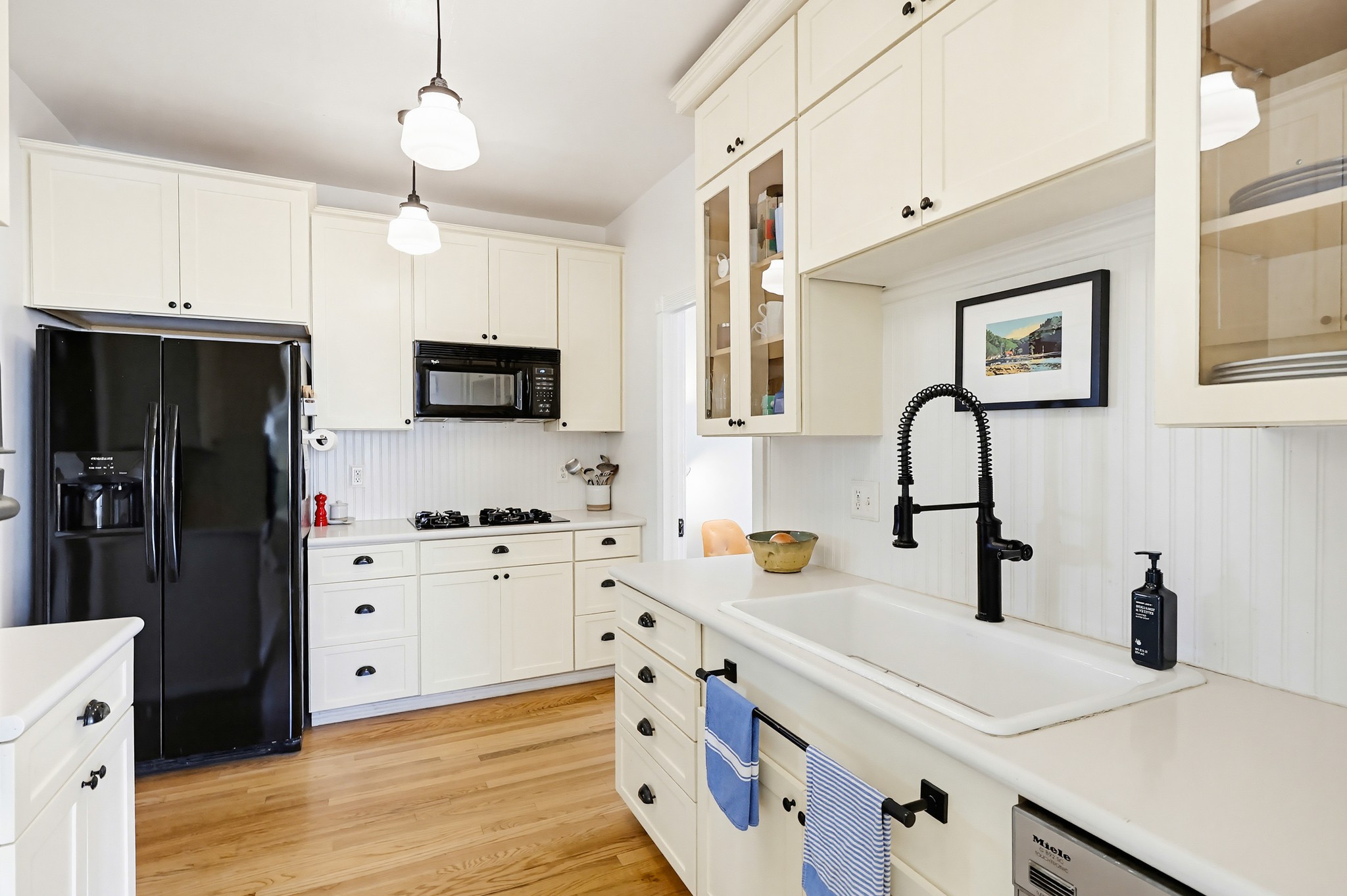 Virtual tour photo 29 of 73 for 1353 Edgemont St