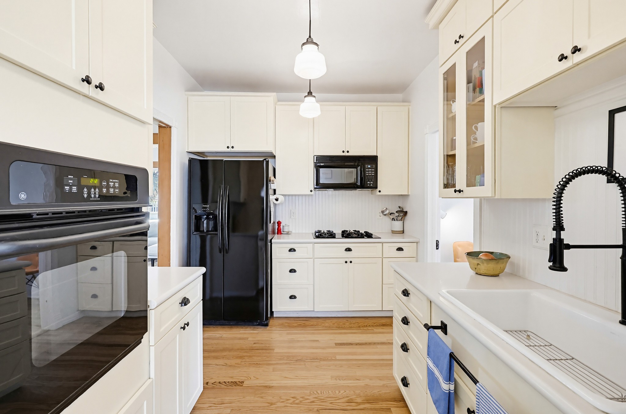 Virtual tour photo 30 of 73 for 1353 Edgemont St