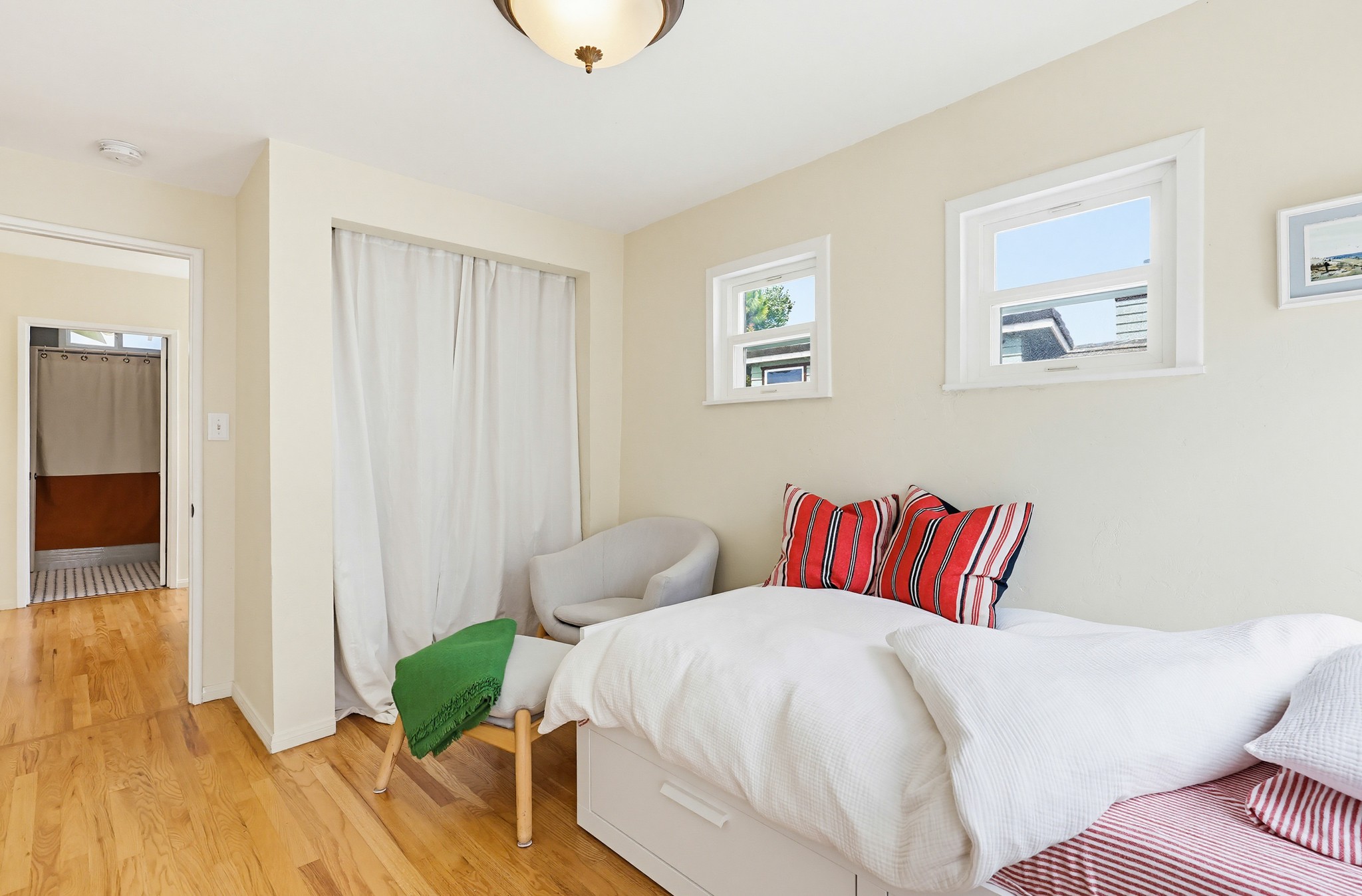 Virtual tour photo 45 of 73 for 1353 Edgemont St