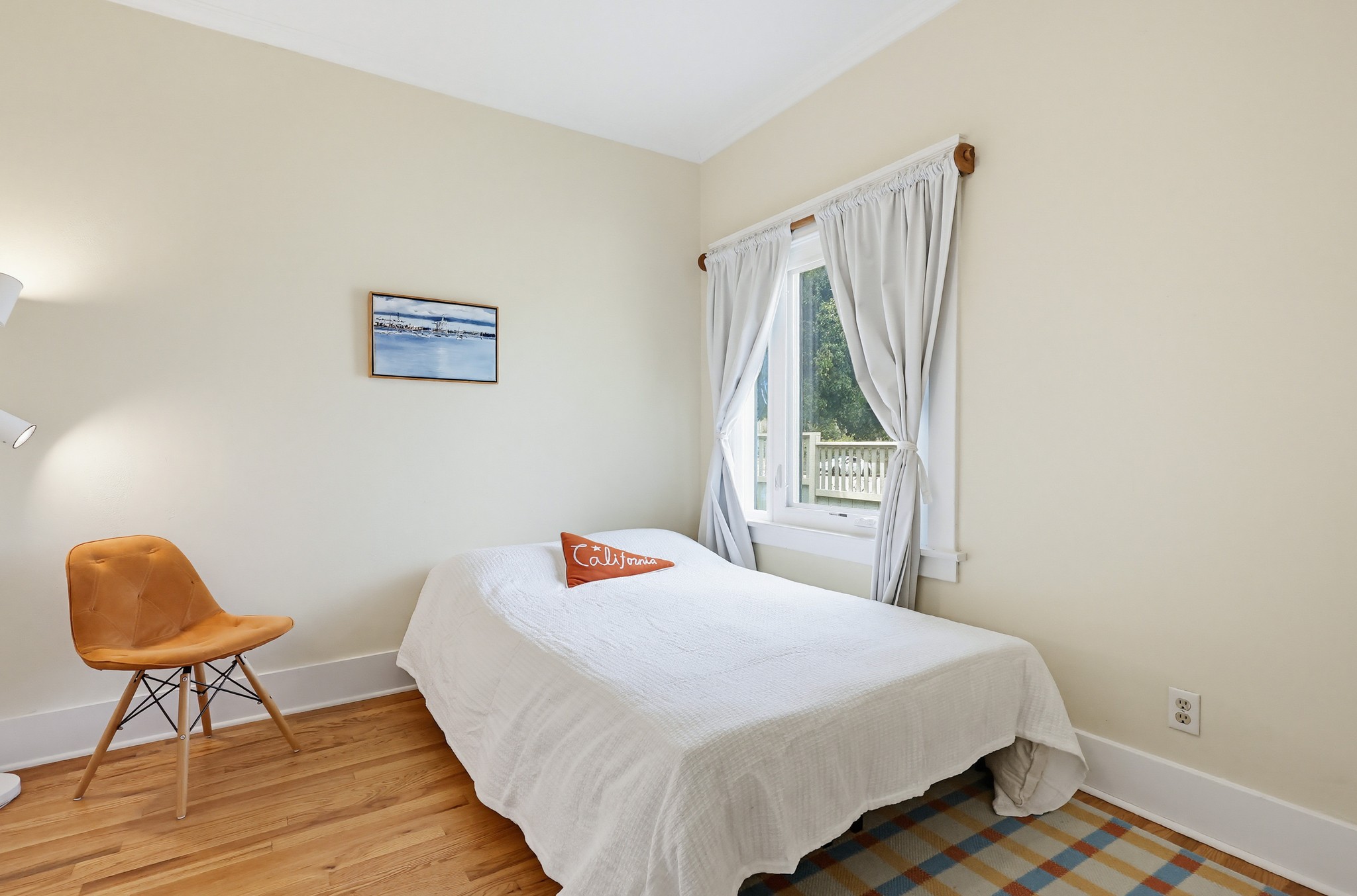 Virtual tour photo 47 of 73 for 1353 Edgemont St