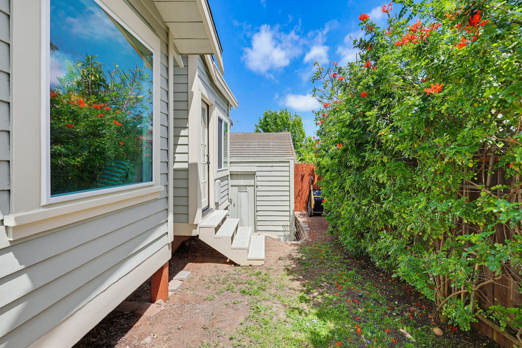 Virtual tour photo 59 of 73 for 1353 Edgemont St