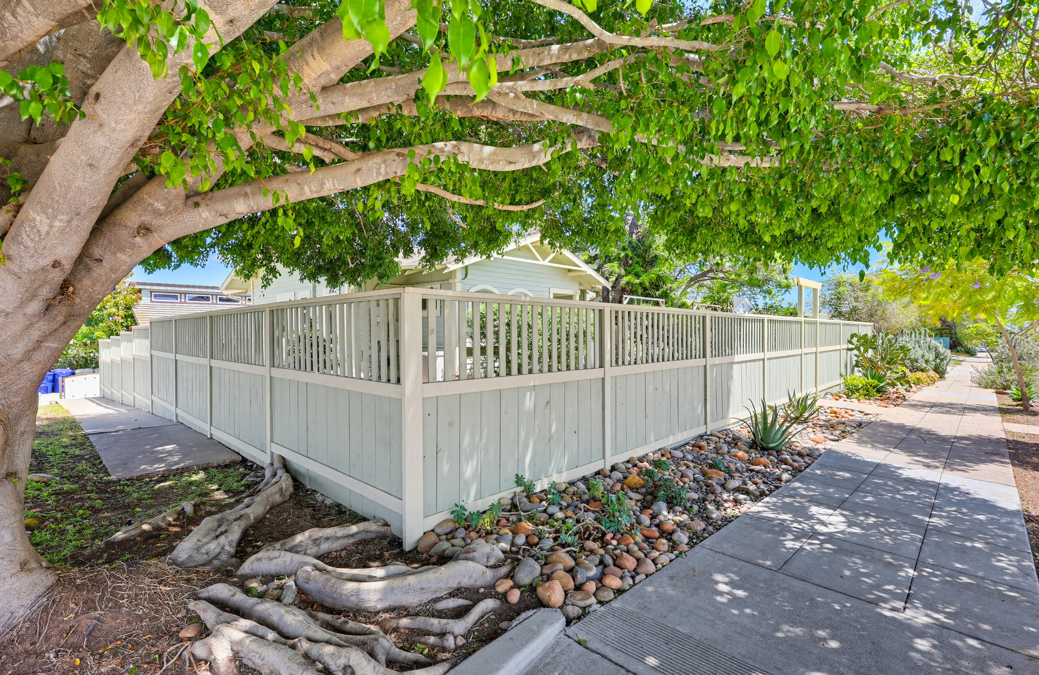 Virtual tour photo 69 of 73 for 1353 Edgemont St