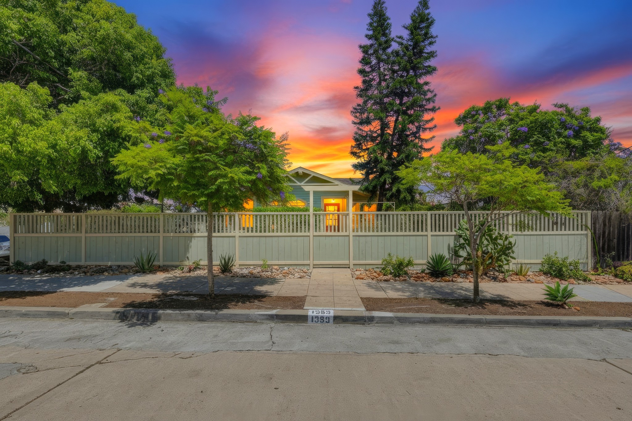 Virtual tour photo 74 of 73 for 1353 Edgemont St