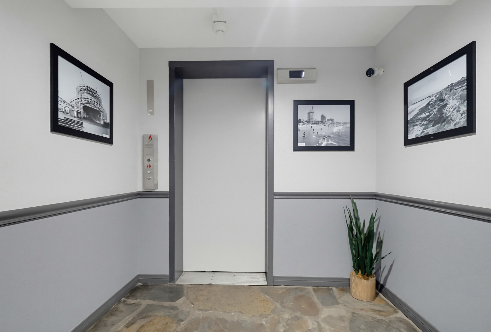 Virtual tour photo 9 of 63 for 1355 Loma Ave Apt 311