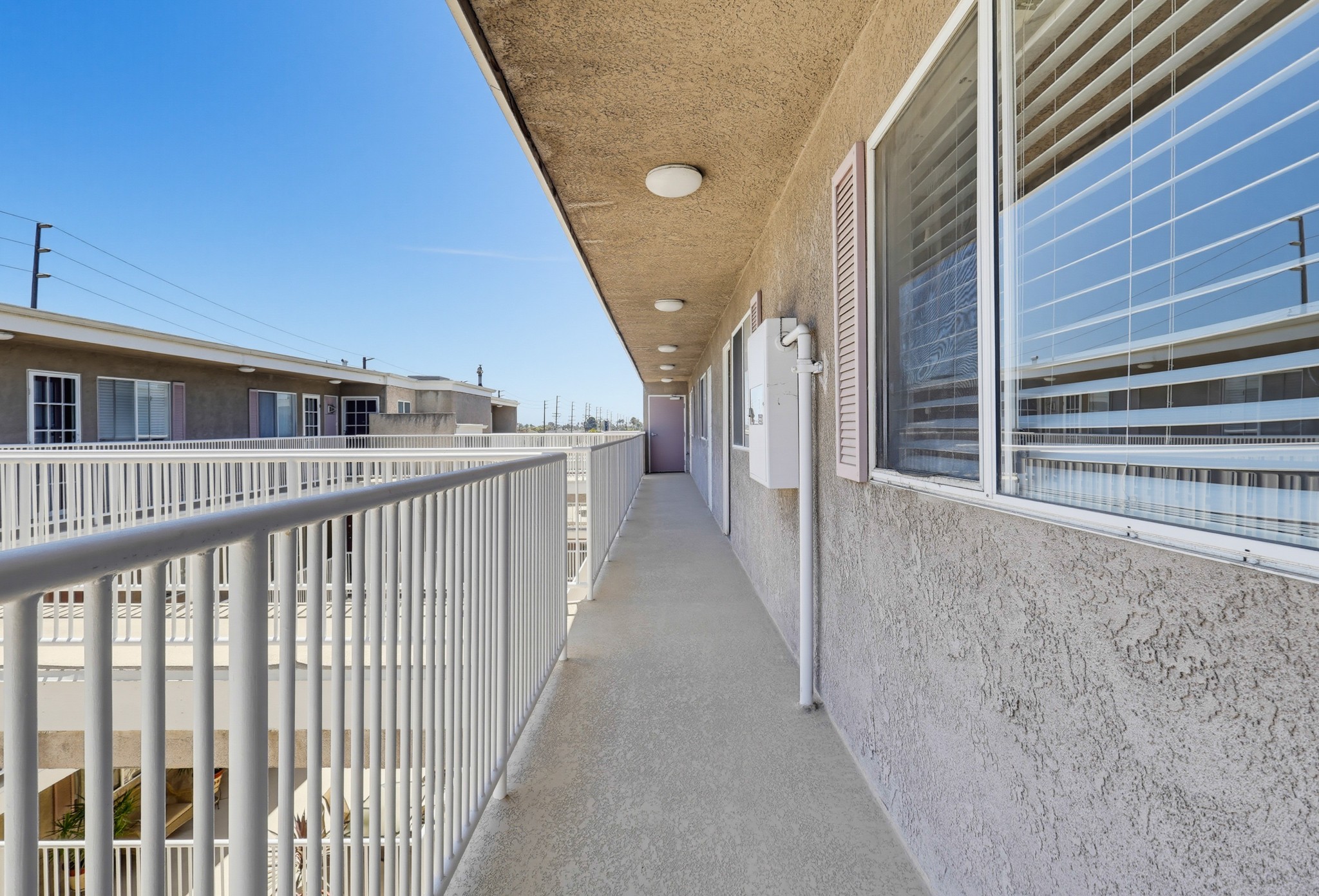 Virtual tour photo 14 of 63 for 1355 Loma Ave Apt 311