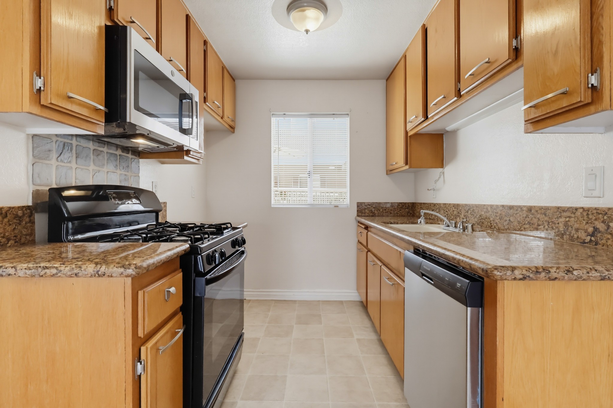 Virtual tour photo 30 of 63 for 1355 Loma Ave Apt 311