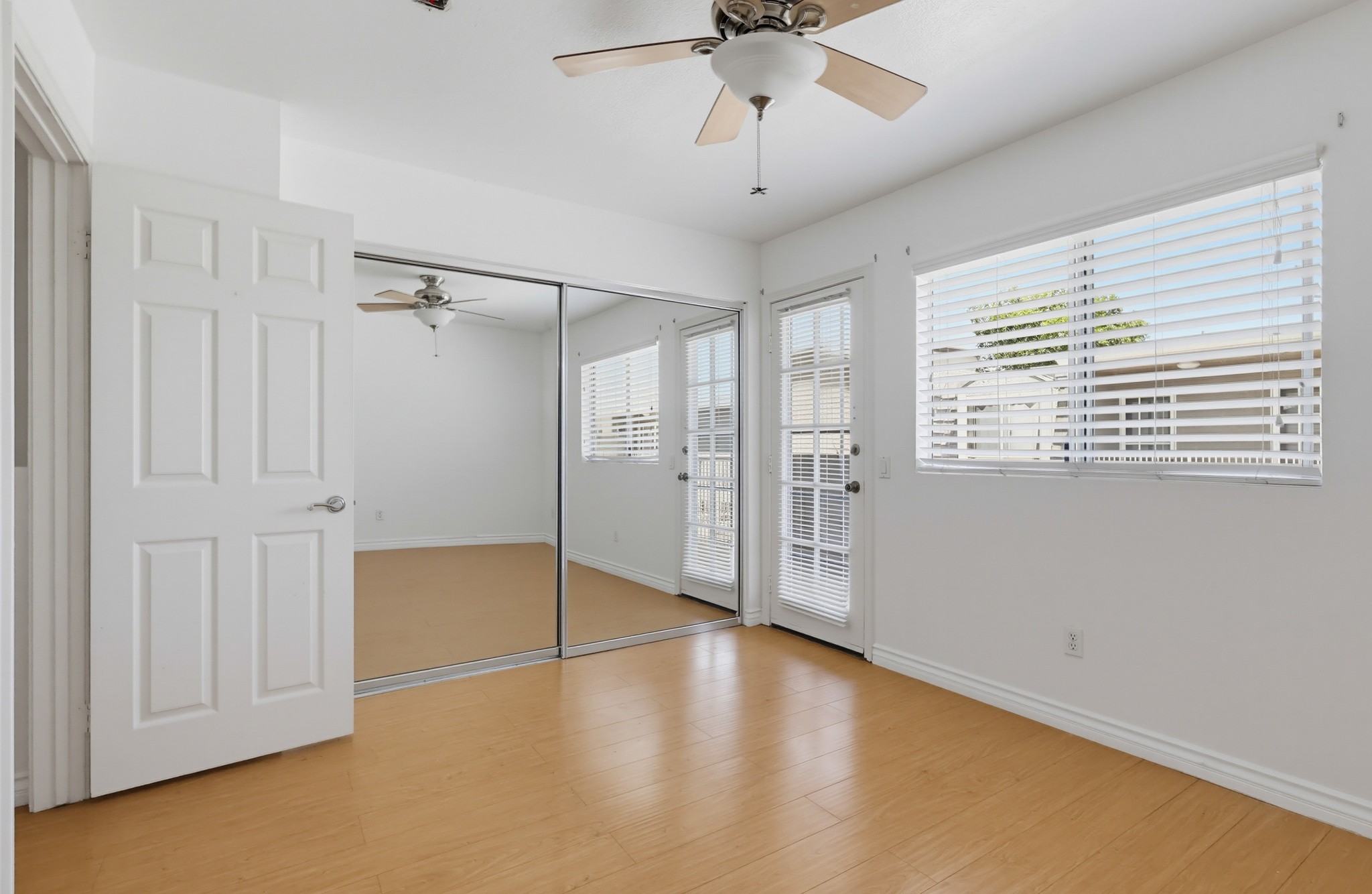 Virtual tour photo 45 of 63 for 1355 Loma Ave Apt 311