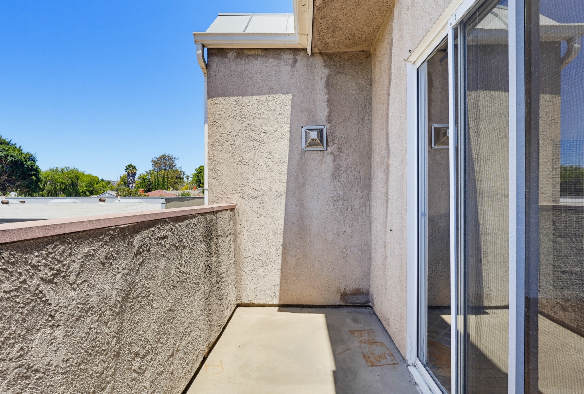 Virtual tour photo 55 of 63 for 1355 Loma Ave Apt 311