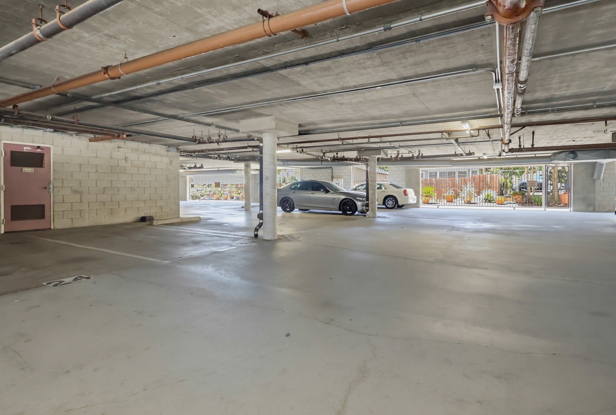 Virtual tour photo 61 of 63 for 1355 Loma Ave Apt 311
