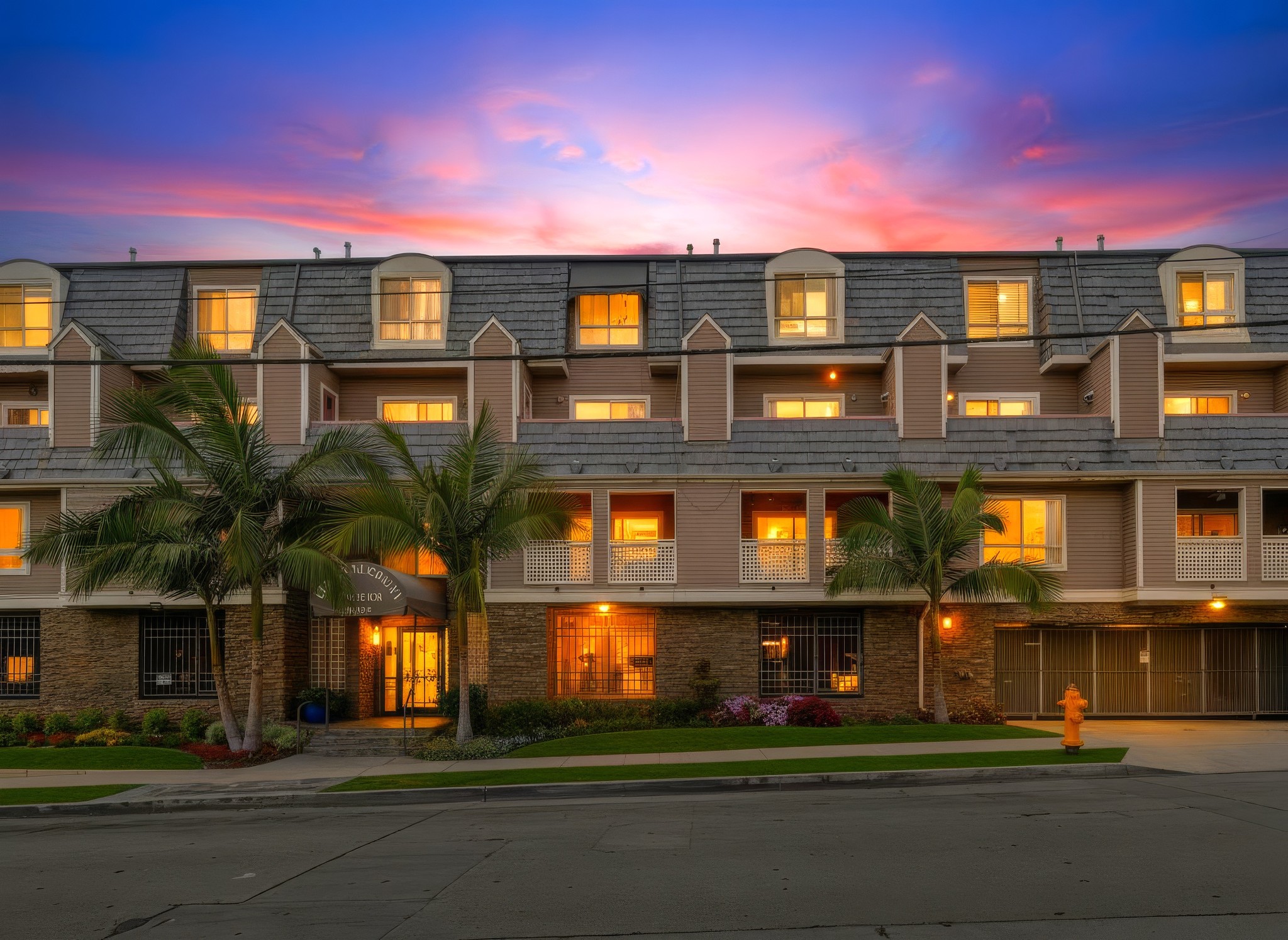 Virtual tour photo 63 of 63 for 1355 Loma Ave Apt 311