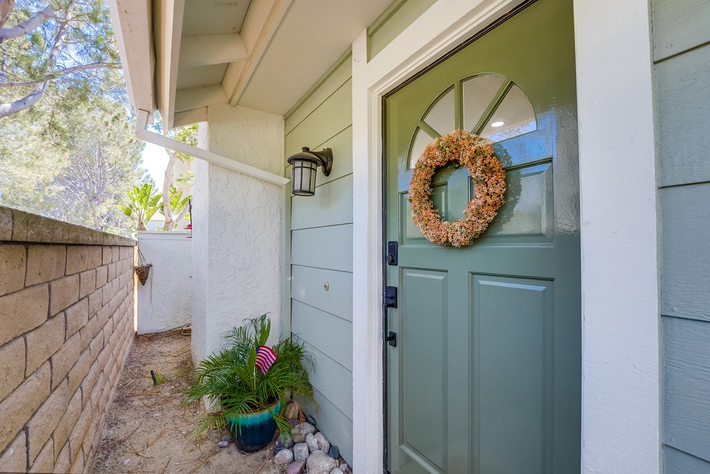 Virtual tour photo 6 of 46 for 13553 Tiverton Rd