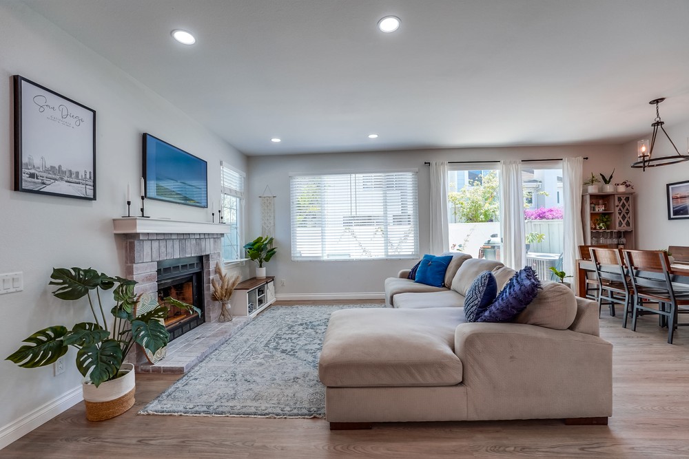 Virtual tour photo 8 of 46 for 13553 Tiverton Rd
