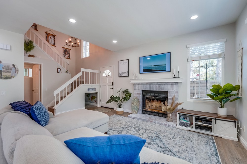 Virtual tour photo 12 of 46 for 13553 Tiverton Rd