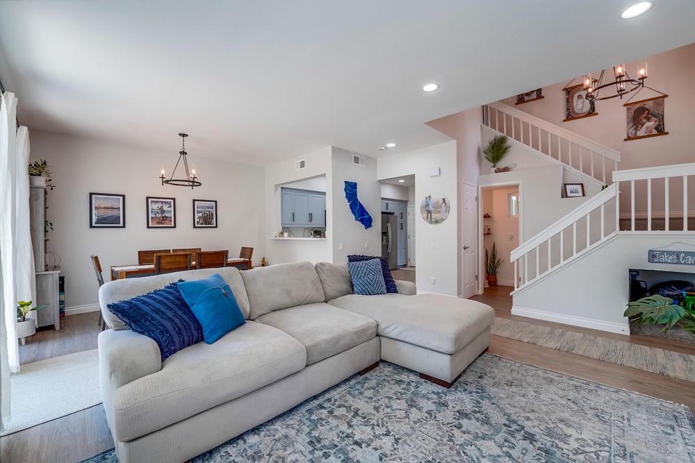 Virtual tour photo 13 of 46 for 13553 Tiverton Rd